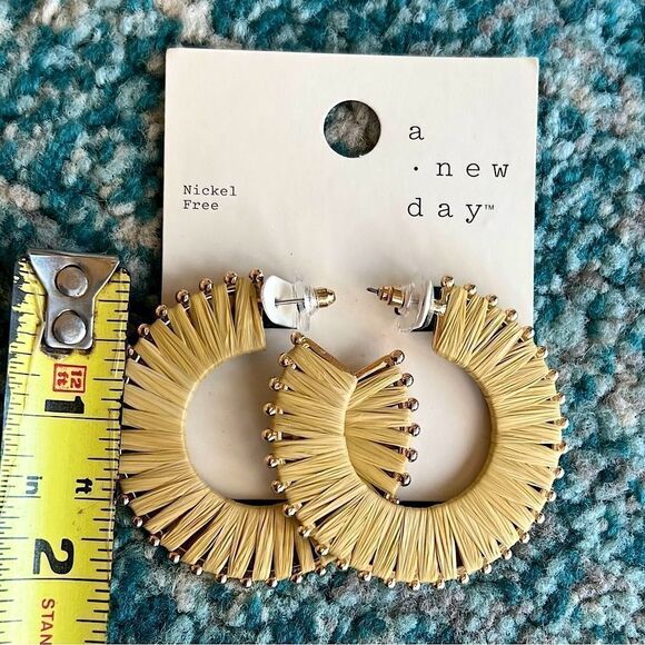 Boho Chic Woven Hoop Statement Earrings - Picture 4 of 4